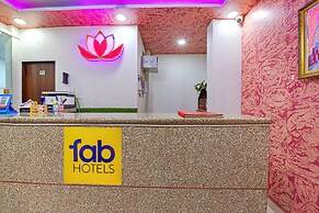 Fabhotel The Lotus