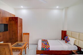 FabExpress Pravi Inn