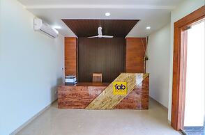 FabExpress Pravi Inn