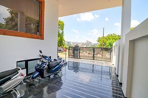 FabExpress Pravi Inn