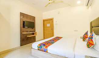 Fabhotel Royal Aanandam