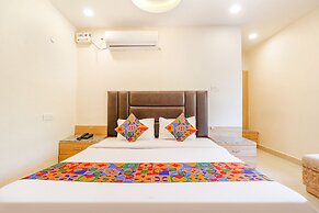 Fabhotel Royal Aanandam