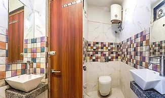 Fabhotel Royal Aanandam