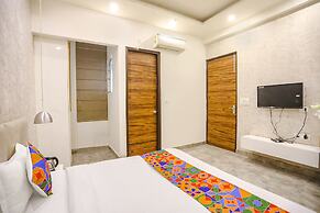 Fabhotel F9 Sector 19