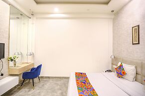 Fabhotel F9 Sector 19