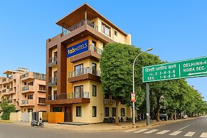 Fabhotel F9 Sector 19
