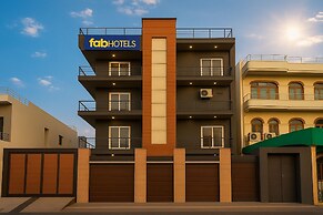 FabHotel F9 H Block Sector 51