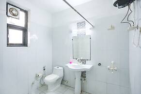 FabHotel F9 H Block Sector 51