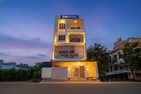 Fabhotel New Dream Palace