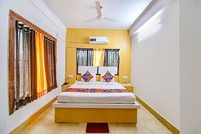 Fabhotel New Dream Palace