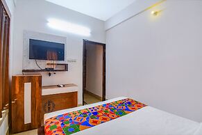 Fabhotel New Dream Palace