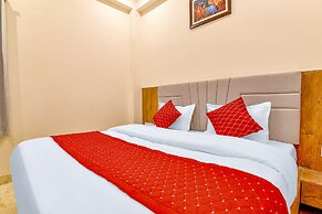 Fabhotel Infinity Blue