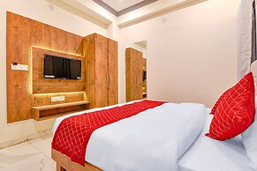 Fabhotel Infinity Blue