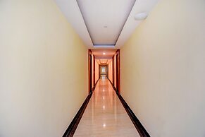 Fabhotel Abirami Grand Inn