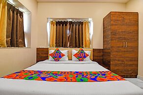 Fabhotel Dak Plaza