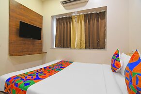 Fabhotel Dak Plaza