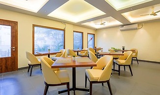 Fabhotel Phoenix Brookfield