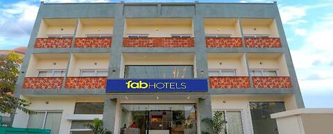 Fabhotel Pratham Inn