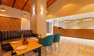 Fabhotel Pratham Inn