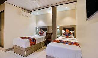 Fabhotel New Prince Palace
