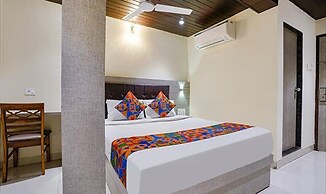 Fabhotel New Prince Palace