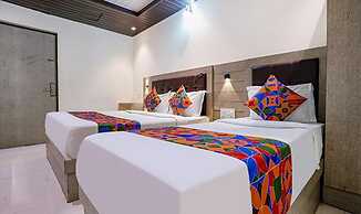 Fabhotel New Prince Palace