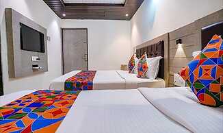 Fabhotel New Prince Palace