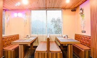 FabHotel Rikhila's Regency