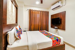 Fabexpress Sri Sai Suites
