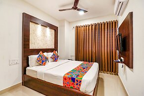 Fabexpress Sri Sai Suites