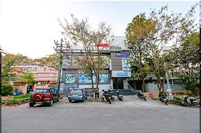 Fabexpress Sri Sai Suites