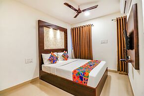 Fabexpress Sri Sai Suites