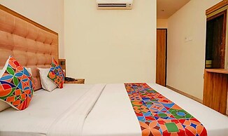 Fabexpress Emerald Inn