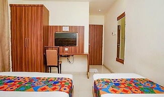 Fabexpress Emerald Inn