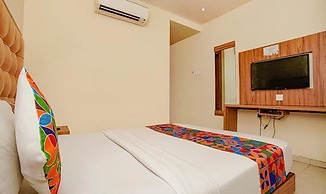 Fabexpress Emerald Inn