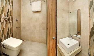 Fabexpress Emerald Inn