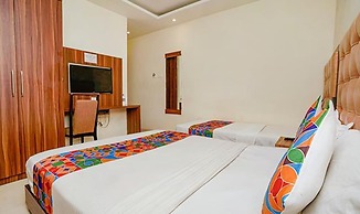 Fabexpress Emerald Inn