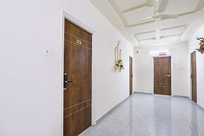 Fabhotel Golden Hitech