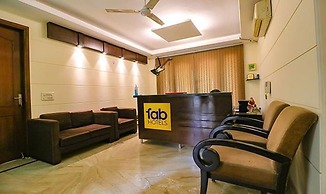 Fabhotel Imperial Inn