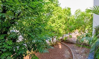 Fabhotel Imperial Inn