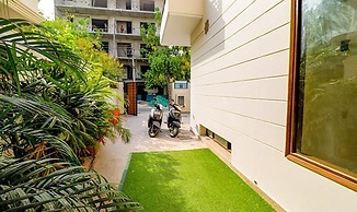 Fabhotel Imperial Inn