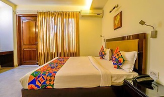 Fabhotel Imperial Inn