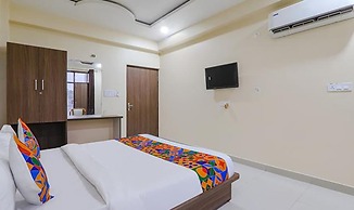 FabHotel The Gahmar Inn