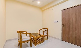 FabHotel The Gahmar Inn