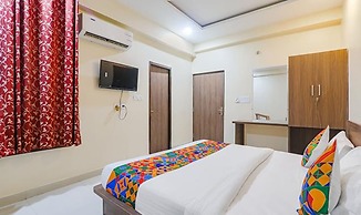 FabHotel The Gahmar Inn