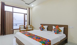 FabHotel The Gahmar Inn