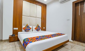 Fabhotel Right Choice