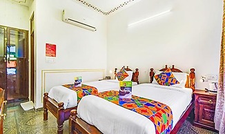 Fabhotel Shree Villas