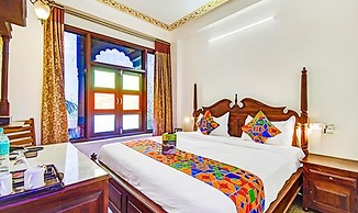 Fabhotel Shree Villas