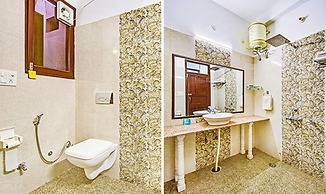 Fabhotel Shree Villas